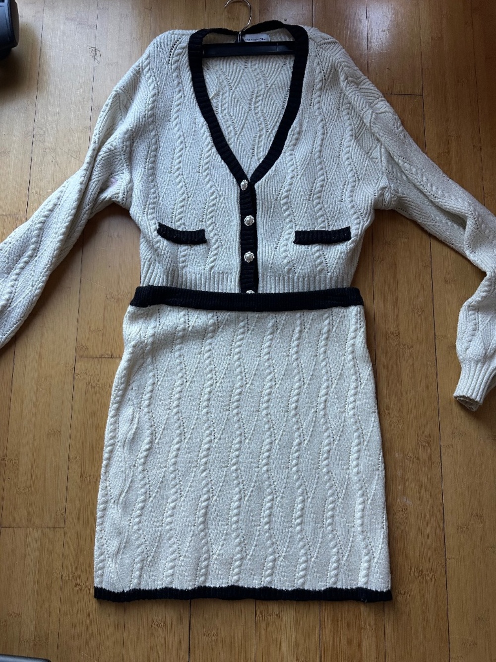 Lost+Wander skirt & cropped sweater set